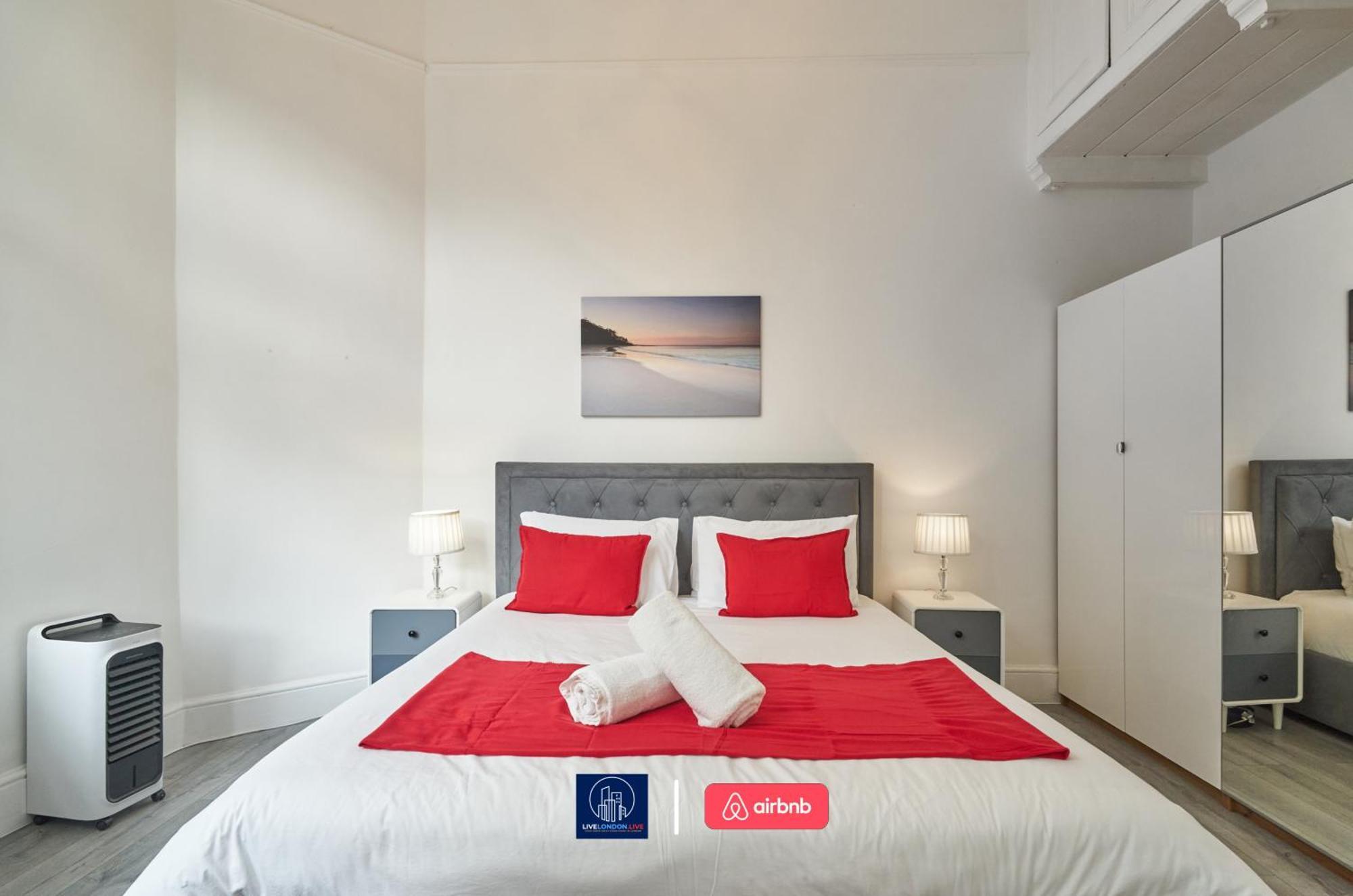 Last-Minute Specials L Sleeps Up To 4 Guests L One-Bedroom Apartment With King Bed And High Ceilings Near Camden By Live London Short Lets & Serviced Accommodation Eksteriør bilde