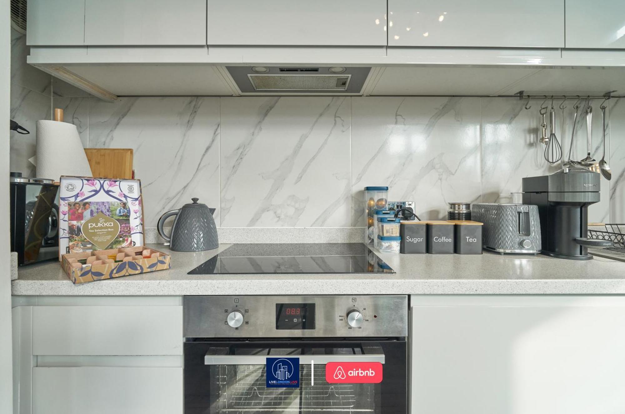 Last-Minute Specials L Sleeps Up To 4 Guests L One-Bedroom Apartment With King Bed And High Ceilings Near Camden By Live London Short Lets & Serviced Accommodation Eksteriør bilde