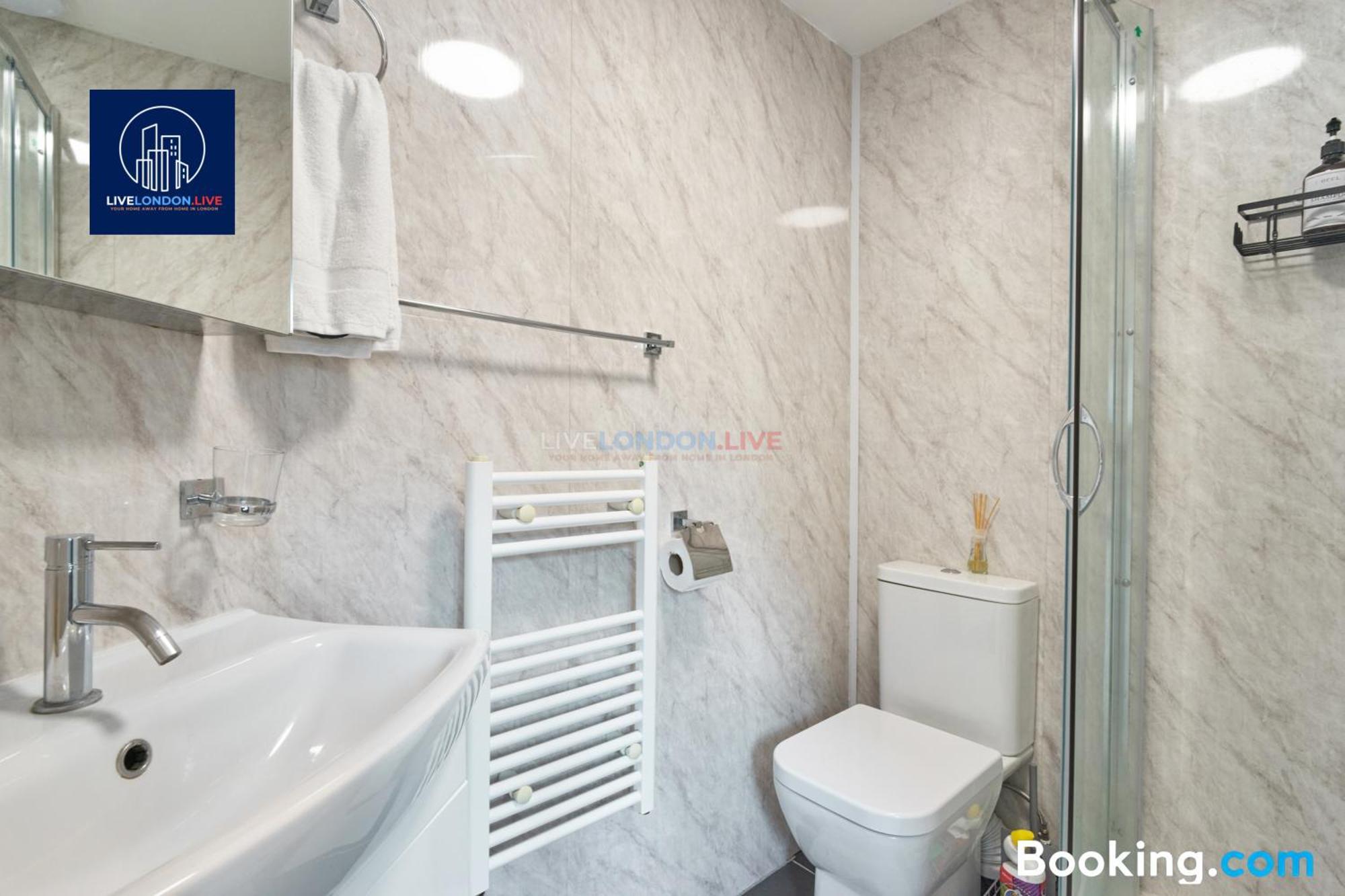 Last-Minute Specials L Sleeps Up To 4 Guests L One-Bedroom Apartment With King Bed And High Ceilings Near Camden By Live London Short Lets & Serviced Accommodation Eksteriør bilde